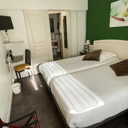 Hotel Garden Centre Gare 3*